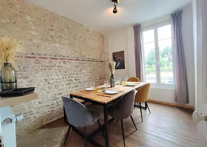 Au Fil De L'eau * Caen